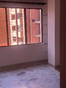 Apartamento de 4 alcobas en venta en Laureles, Medellín, 168 m² · foto 17 de 20