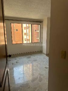 Apartamento de 4 alcobas en venta en Laureles, Medellín, 168 m² · foto 18 de 20
