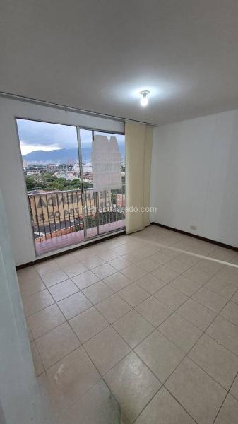 Apartamento Moderno de 3 Alcobas con Piscina en Laureles - 3