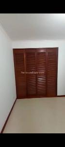 Apartamento de 3 alcobas en venta en Laureles, Medellín, 90 m² · foto 2 de 20