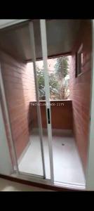 Apartamento de 3 alcobas en venta en Laureles, Medellín, 90 m² · foto 13 de 20