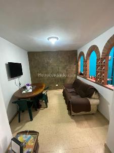 Casa de 5 alcobas en venta en Belen Miravalle, Medellín, 127 m² · foto 9 de 20