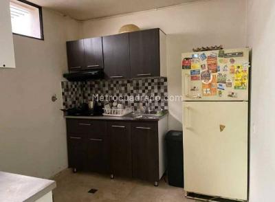 Casa de 3 alcobas en venta en Calasanz, Medellín, 202 m² · foto 4 de 14