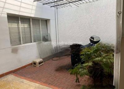 Casa de 3 alcobas en venta en Calasanz, Medellín, 202 m² · foto 5 de 14