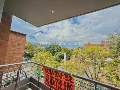 Apartamento en venta en Laureles, Medellín · foto 5 de 15