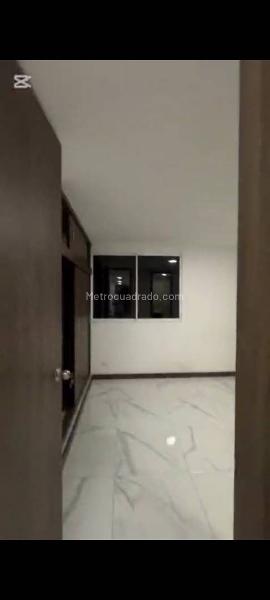 Modern 4BR Apartment with EV Charging in La America - 2