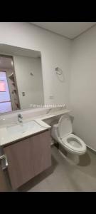 Apartamento de 3 alcobas en venta en Laureles, Medellín, 127 m² · foto 12 de 20