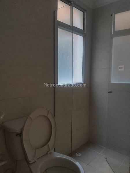 Apto encantador de 2 alcobas con parqueadero privado en Copacabana - 4