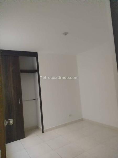 Apto encantador de 2 alcobas con parqueadero privado en Copacabana - 5