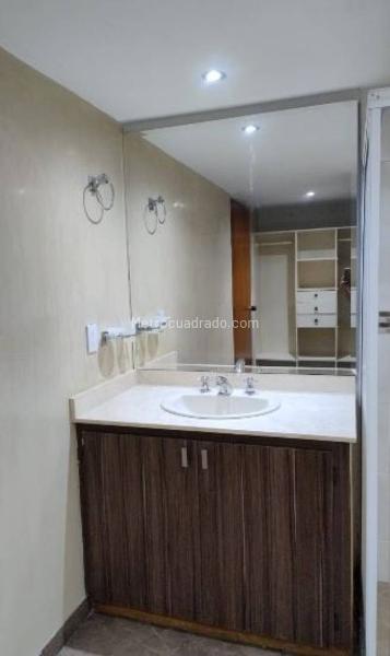 4BR Apartment in Traditional La Floresta Neighborhood - 3