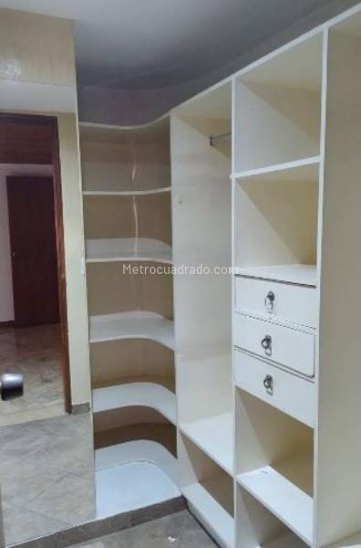 4BR Apartment in Traditional La Floresta Neighborhood - 4