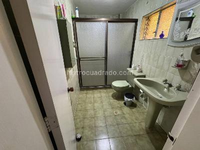 Casa de 5 alcobas en venta en Laureles, Medellín, 176 m² · foto 12 de 18