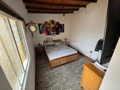 Casa de 5 alcobas en venta en Laureles, Medellín, 176 m² · foto 16 de 18