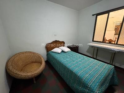 Casa de 5 alcobas en venta en Laureles, Medellín, 176 m² · foto 7 de 18