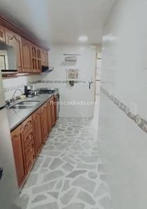 Casa de 4 alcobas en venta en El Portal, Envigado, 140 m² · foto 3 de 8