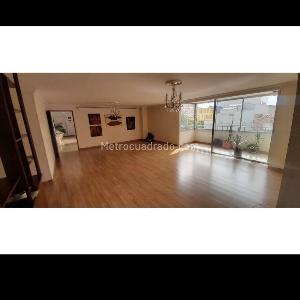 Apartamento en venta en Laureles, Medellín · foto 3 de 15