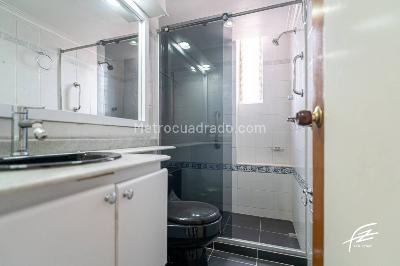 Apartamento de 4 alcobas en venta en Laureles, Medellín, 128 m² · foto 5 de 20