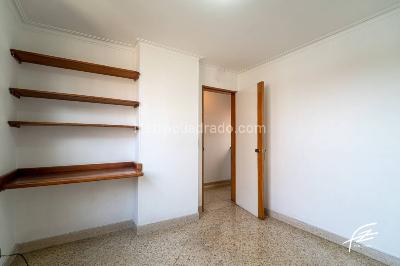 Apartamento de 4 alcobas en venta en Laureles, Medellín, 128 m² · foto 8 de 20