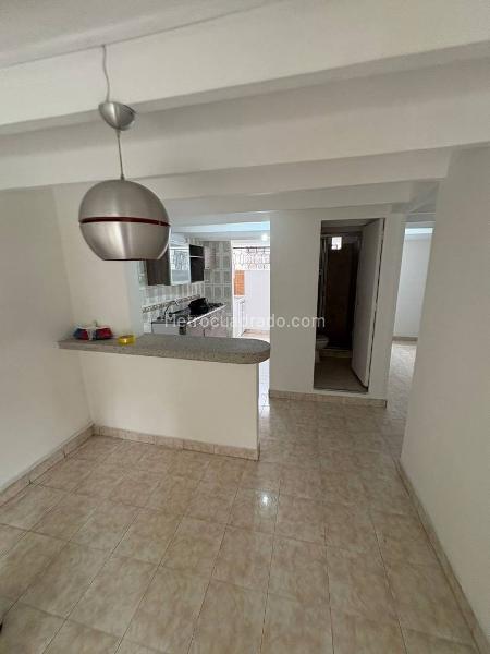 Apartamento Cómodo de 2 Alcobas en Plaza Colón - 2