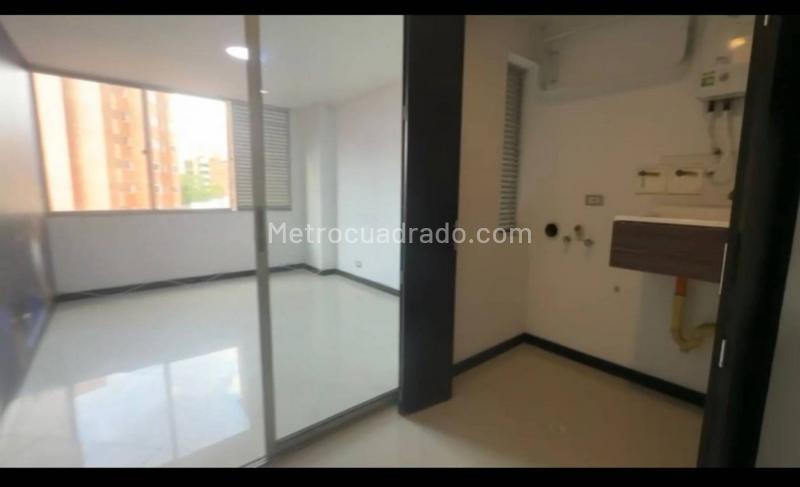 Duplex 3BR Apartment with Jacuzzi in Laureles - 7