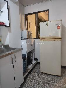 Apartaestudio en arriendo en Laureles, Medellín · foto 3 de 15