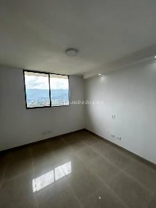 Apartamento de 3 alcobas en arriendo en Loma De Los Bernal, Medellín, 100 m² · foto 10 de 20