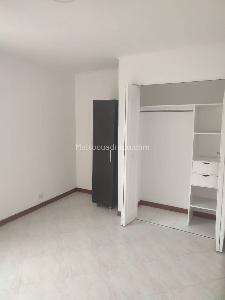Apartamento de 2 alcobas en arriendo en Laureles, Medellín, 79 m² · foto 7 de 10