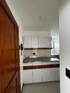 Apartamento de 3 alcobas en arriendo en Castropol, Medellín, 130 m² · foto 3 de 20