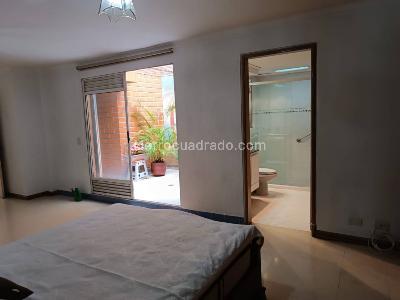 Apartamento de 4 alcobas en venta en Laureles, Medellín, 141 m² · foto 10 de 11