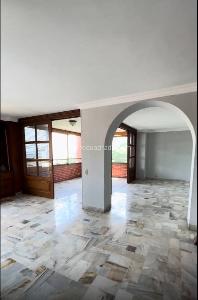 Apartamento de 4 alcobas en venta en Mediterraneo, Cali, 199 m² · foto 1 de 15