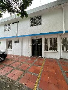 Casa de 5 alcobas en arriendo en Tequendama, Cali, 640 m² · foto 3 de 10
