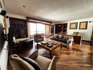 Apartamento de 5 alcobas en venta en Normandia, Cali, 385 m² · foto 4 de 17