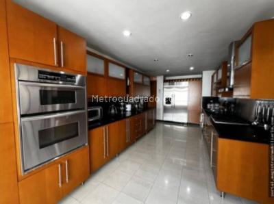 Apartamento de 5 alcobas en venta en Normandia, Cali, 385 m² · foto 5 de 17