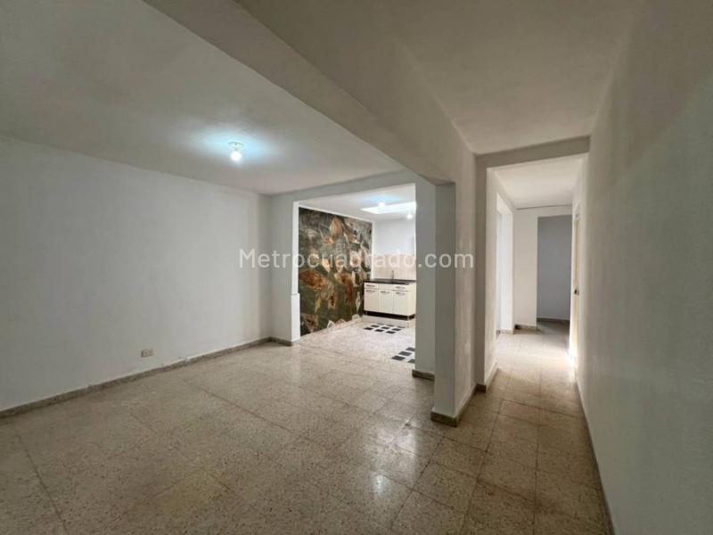 Apartamento en Arriendo, Champagnat, Cali