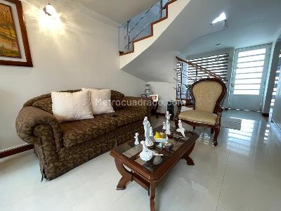 Casa de 3 alcobas en venta en Prados De Alcala, Tunja, 130 m² · foto 8 de 19