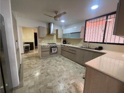 Apartamento de 3 alcobas en venta en Alto Prado, Barranquilla, 220 m² · foto 7 de 20