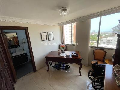 Apartamento de 3 alcobas en venta en Villa Country, Barranquilla, 215 m² · foto 9 de 19