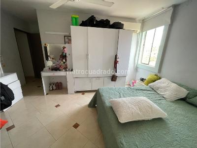 Apartamento de 3 alcobas en venta en Altos Del Parque, Barranquilla, 178 m² · foto 2 de 20