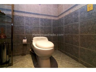 Apartamento de 3 alcobas en venta en Country Club, Bogotá, 363 m² · foto 16 de 20