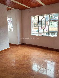 Casa de 4 alcobas en venta en Carvajal, Bogotá, 87 m² · foto 11 de 16