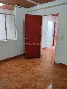 Casa de 4 alcobas en venta en Carvajal, Bogotá, 87 m² · foto 7 de 16