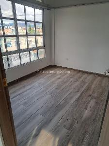 Casa de 5 alcobas en venta en Muzu, Bogotá, 320 m² · foto 2 de 15