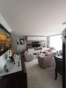 Apartamento de 3 alcobas en venta en El Tunal, Bogotá, 66 m² · foto 2 de 11