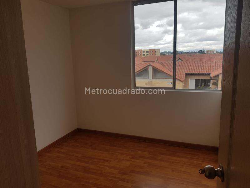 Piso – Casco urbano de Calahorra, Bojacá, Sabana Centro - Vista 5