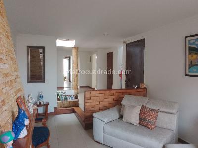 Casa de 3 alcobas en venta en Chilacos, Chía, 162 m² · foto 3 de 20