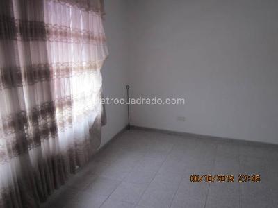 Casa de 3 alcobas en venta en Centro, Chía, 52 m² · foto 11 de 16