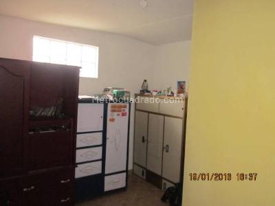 Casa de 3 alcobas en venta en Vereda Fonqueta, Chía, 550 m² · foto 10 de 18