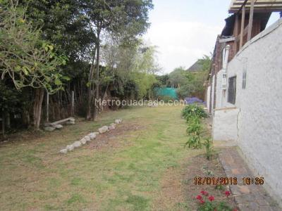 Casa de 3 alcobas en venta en Vereda Fonqueta, Chía, 550 m² · foto 3 de 18