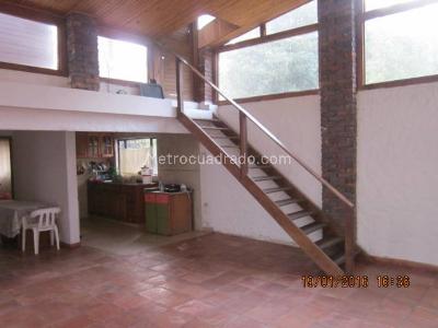 Casa de 3 alcobas en venta en Vereda Fonqueta, Chía, 550 m² · foto 6 de 18