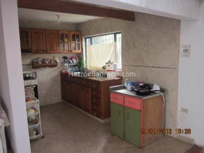 Casa de 3 alcobas en venta en Vereda Fonqueta, Chía, 550 m² · foto 7 de 18